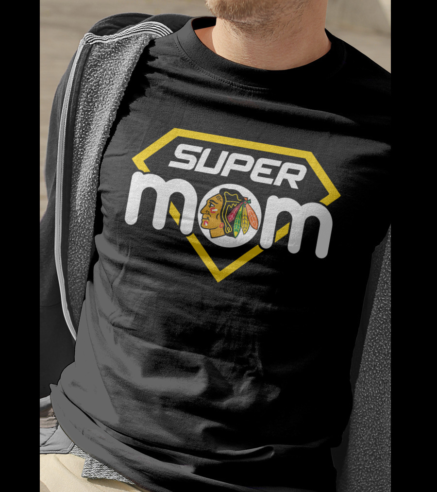 Super Mom Chicago Blackhawks T-Shirt