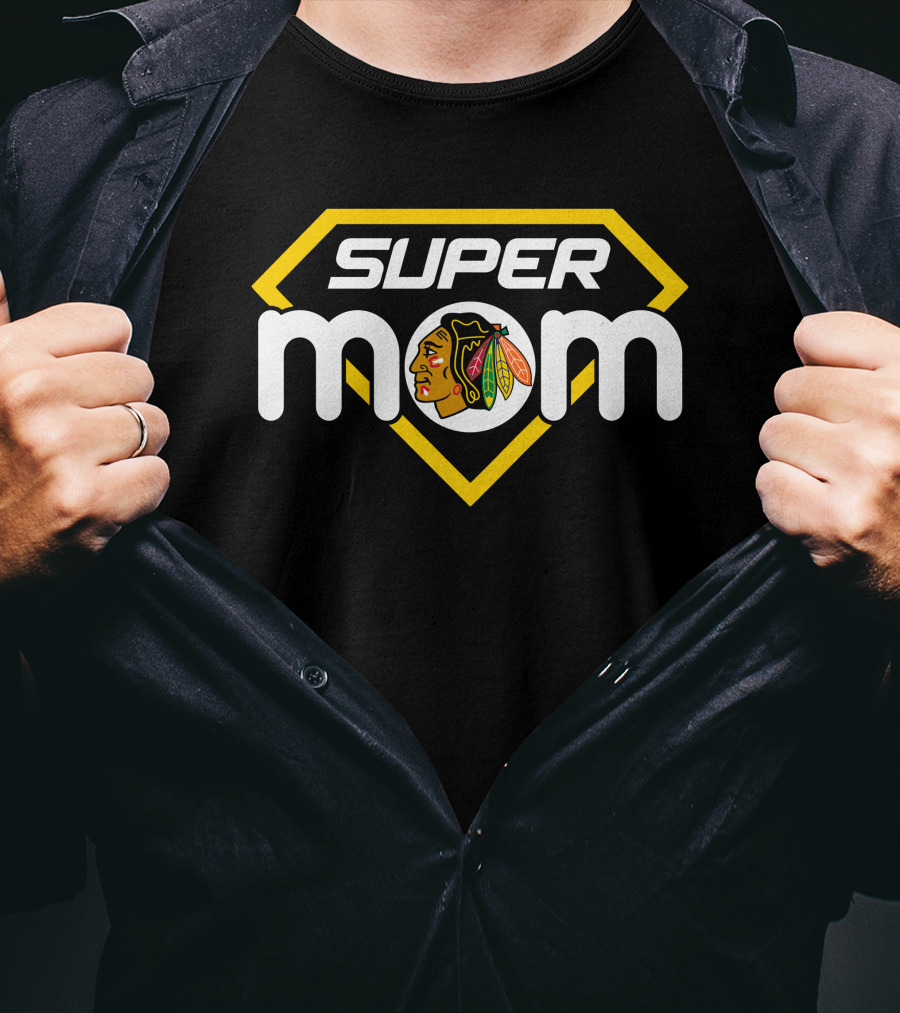 Super Mom Chicago Blackhawks T-Shirt