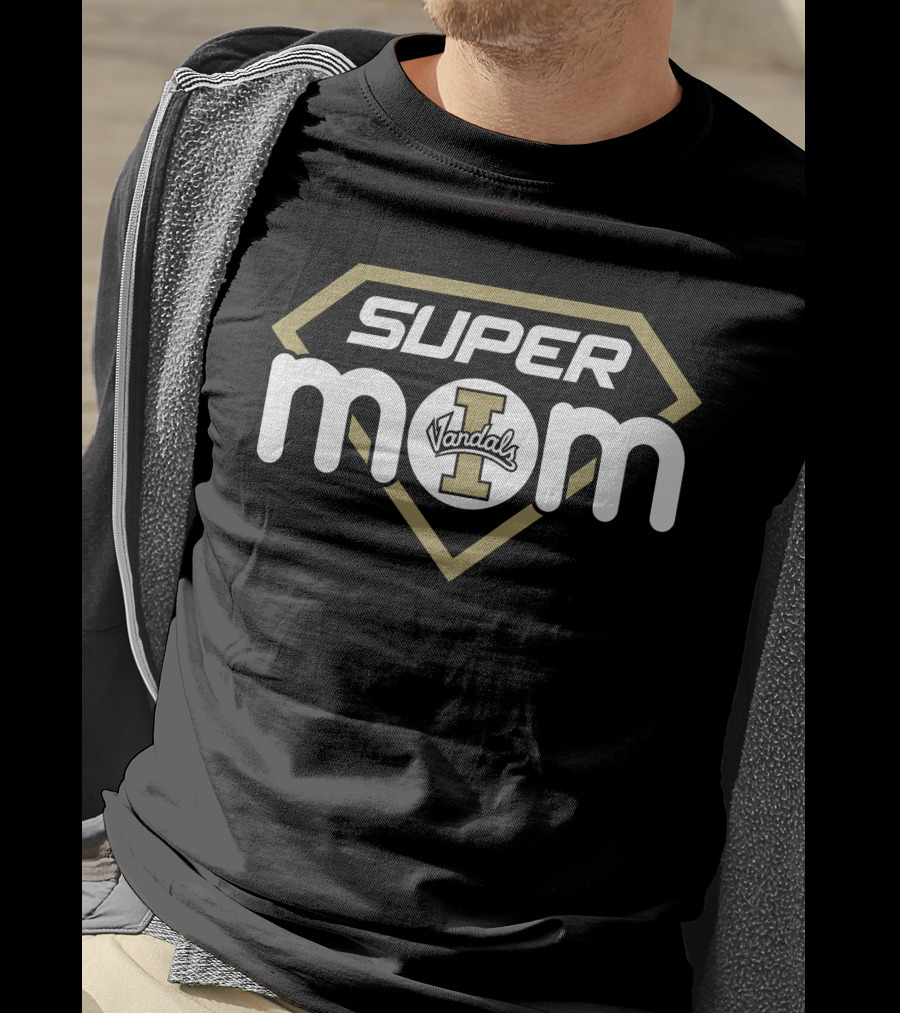 Super Mom Idaho Vandals Logo T-Shirt