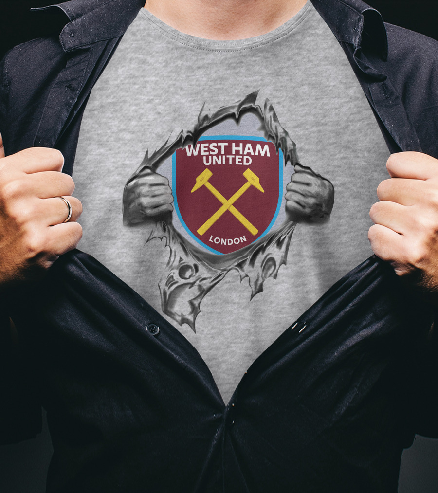 West Ham United London Super Fan 287 Iconic Badge T-Shirt