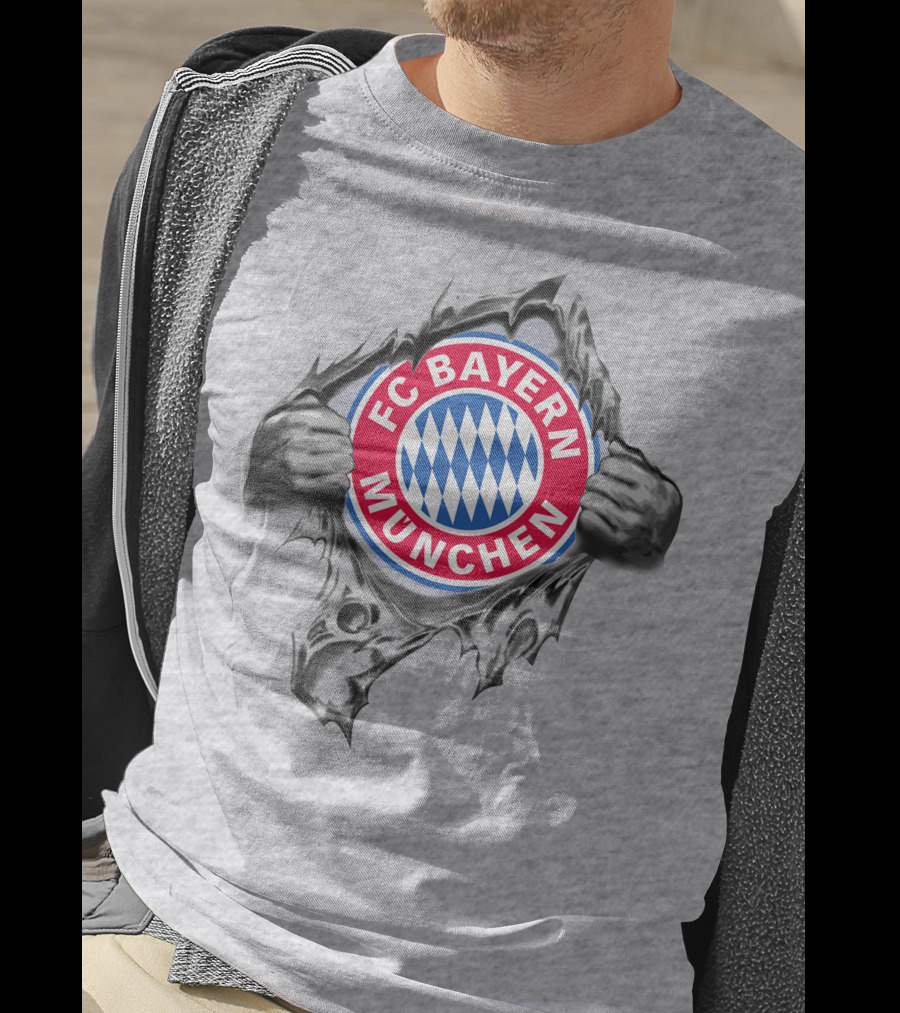 Fc Bayern München Super Fan Crest T-Shirt