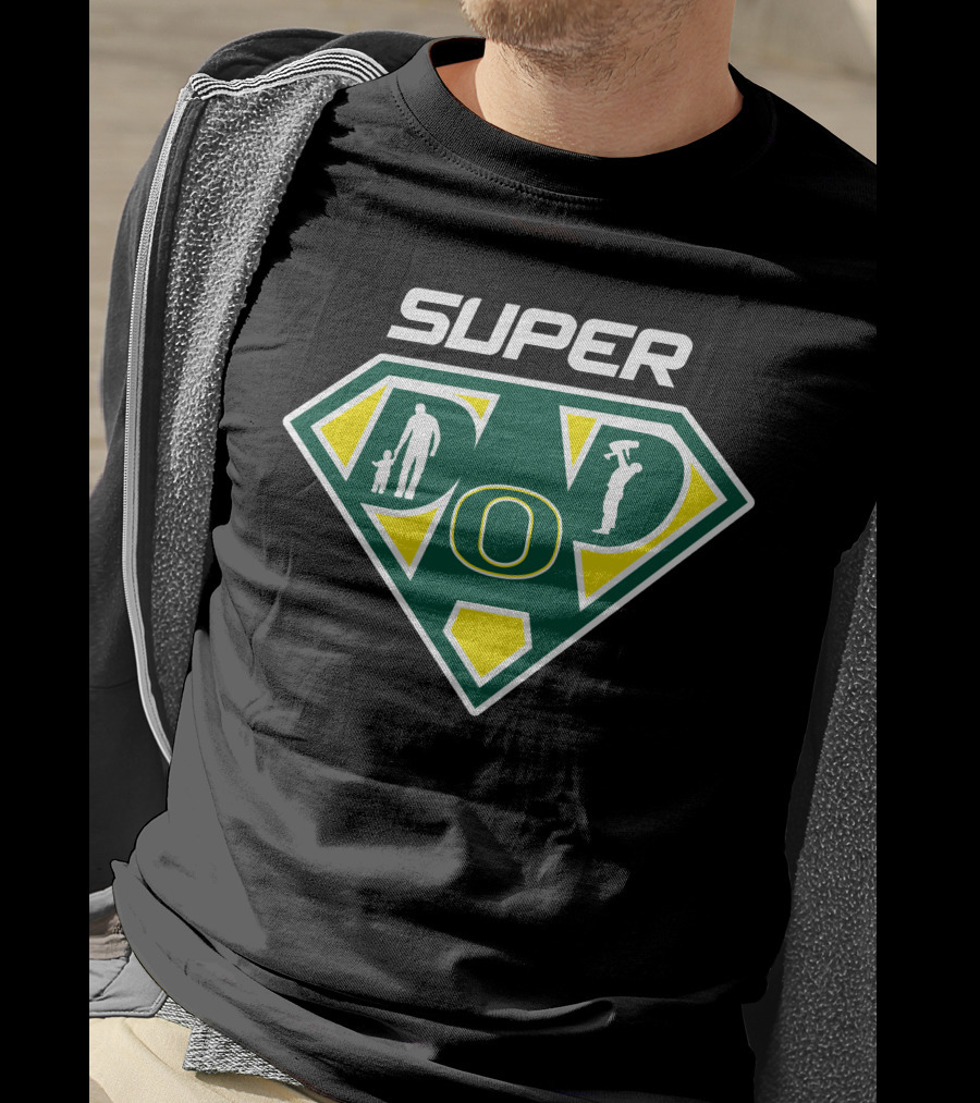 Super Dad Oregon Ducks Hero Shield T-Shirt