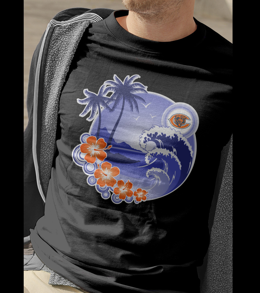 Chicago Bears Happy Holidays Palm Trees And Ocean Wave T-Shirt