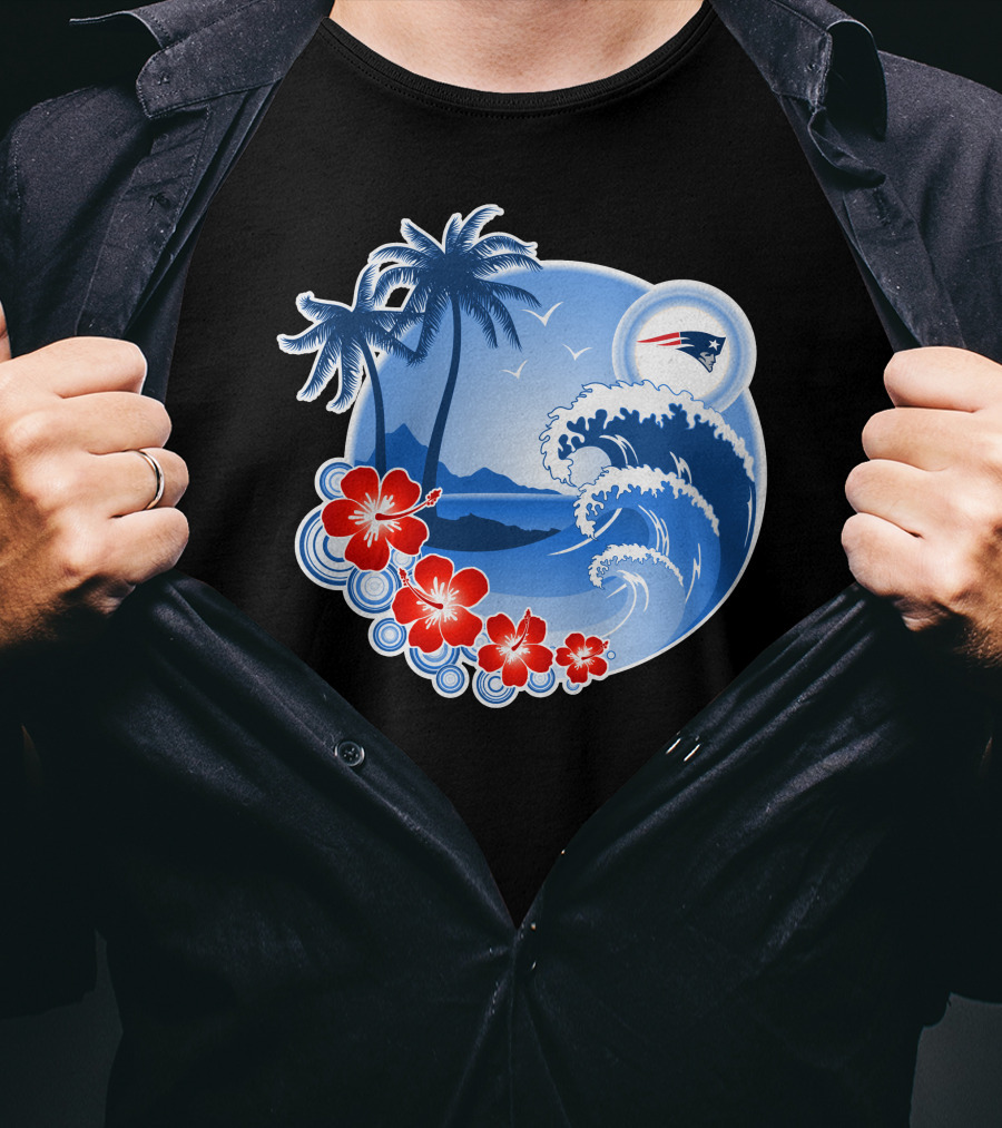 New England Patriots Tropical Beach Waves And Palm Trees Scene T-Shirt