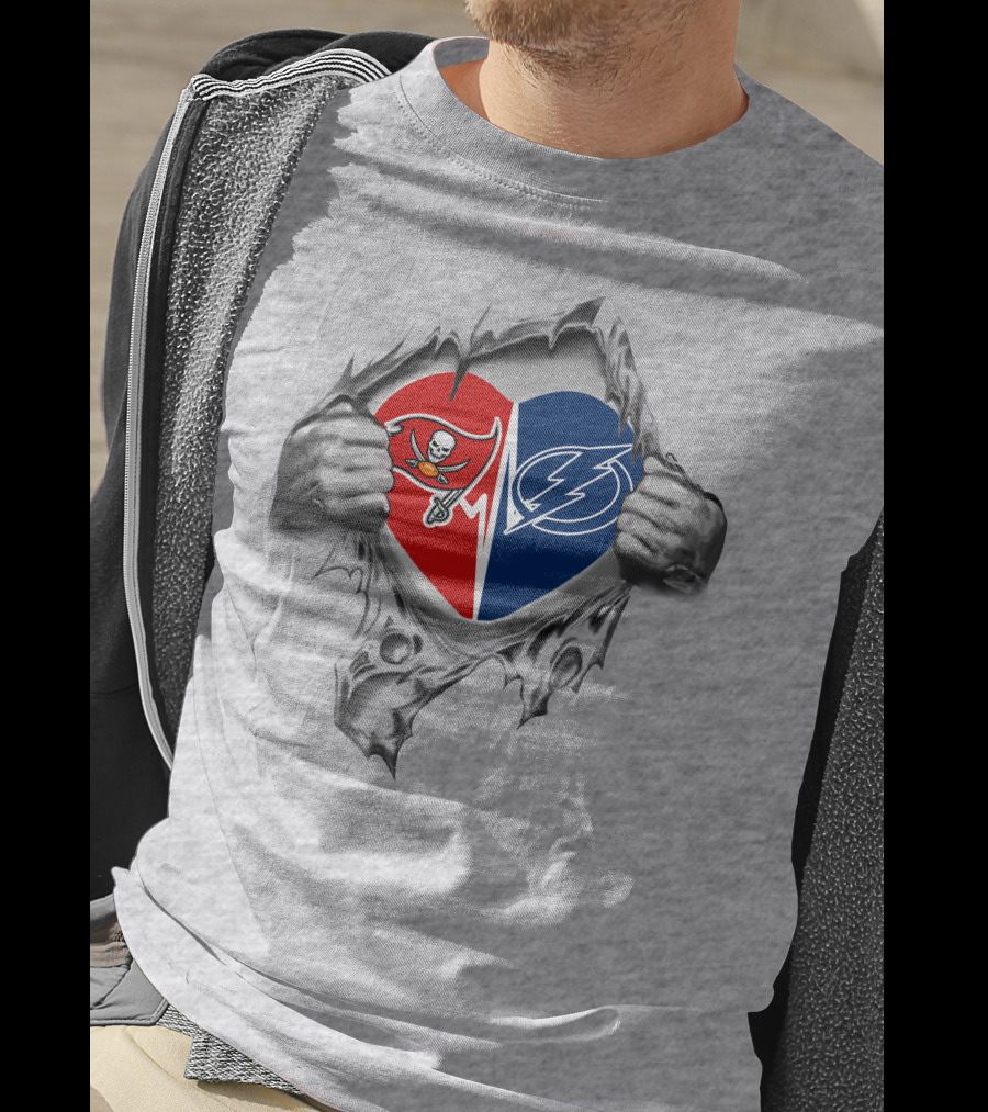 Buccaneers Tampa Bay Lightning Heart Split T-Shirt