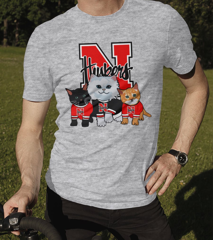 Nebraska Cornhuskers Huskers Cats In Red Jerseys T-Shirt