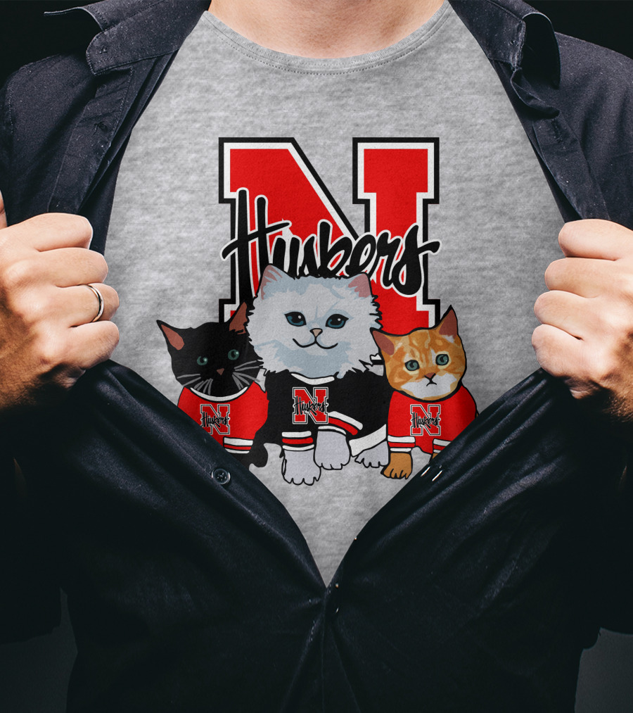 Nebraska Cornhuskers Huskers Cats In Red Jerseys T-Shirt
