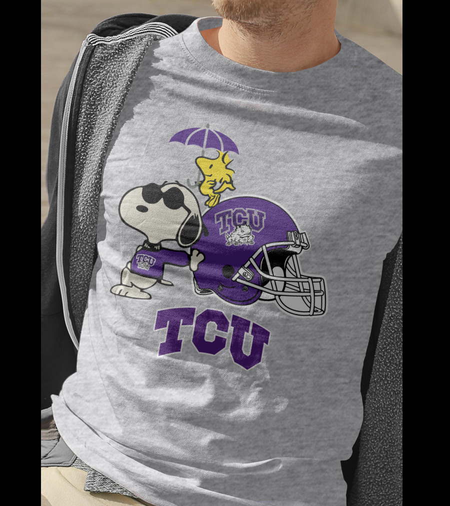 TCU Horned Frogs Snoopy Woodstock Helmet Football T-Shirt