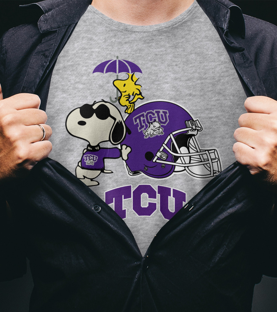 TCU Horned Frogs Snoopy Woodstock Helmet Football T-Shirt