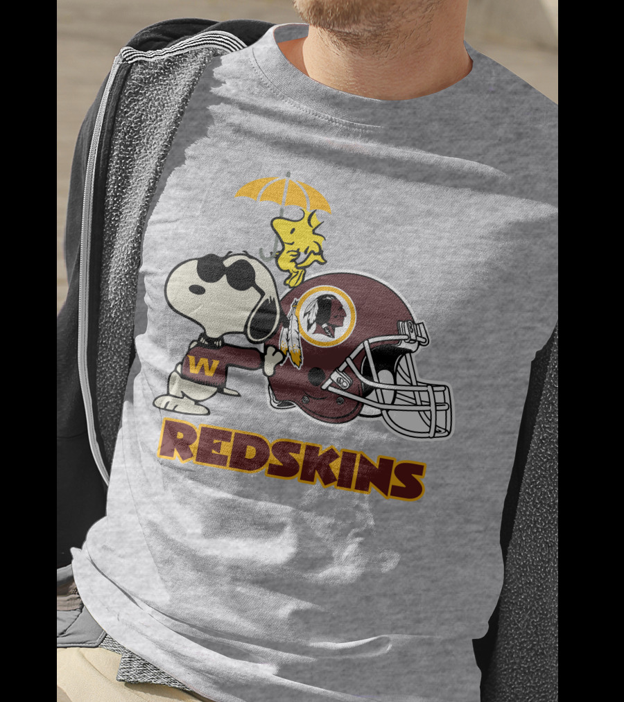 Snoopy Woodstock Redskins Helmet Washington Football Team T-Shirt