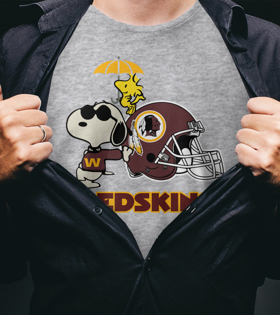 Snoopy Woodstock Redskins Helmet Washington Football Team T-Shirt