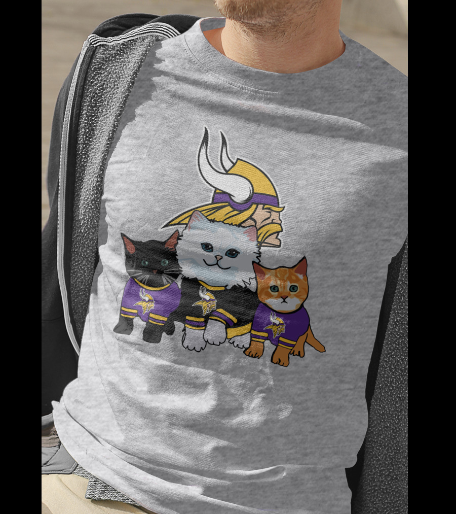 Minnesota Vikings Cats In Purple Jerseys With Viking Helmet T-Shirt