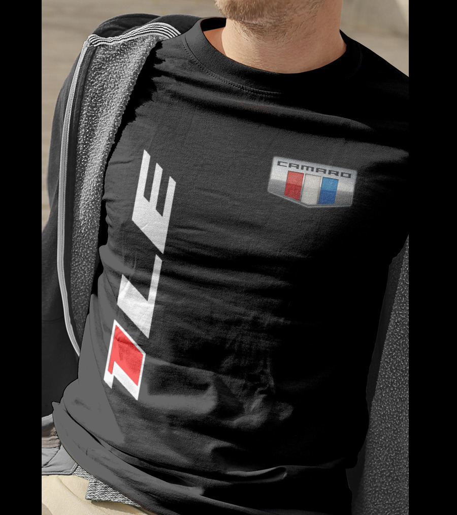 Camaro 1LE Performance Badge Red White Blue Stripe T-Shirt