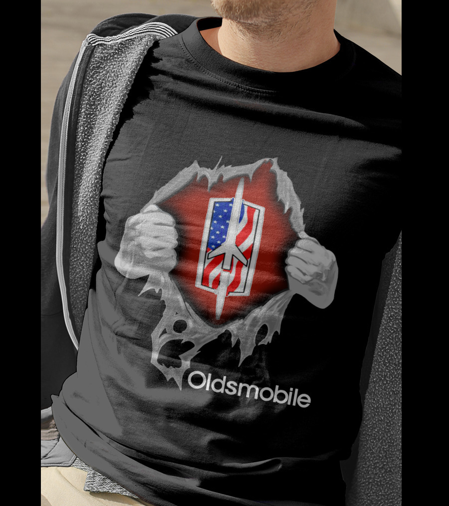 Oldsmobile USA Rocket Emblem With Ripped Effect T-Shirt