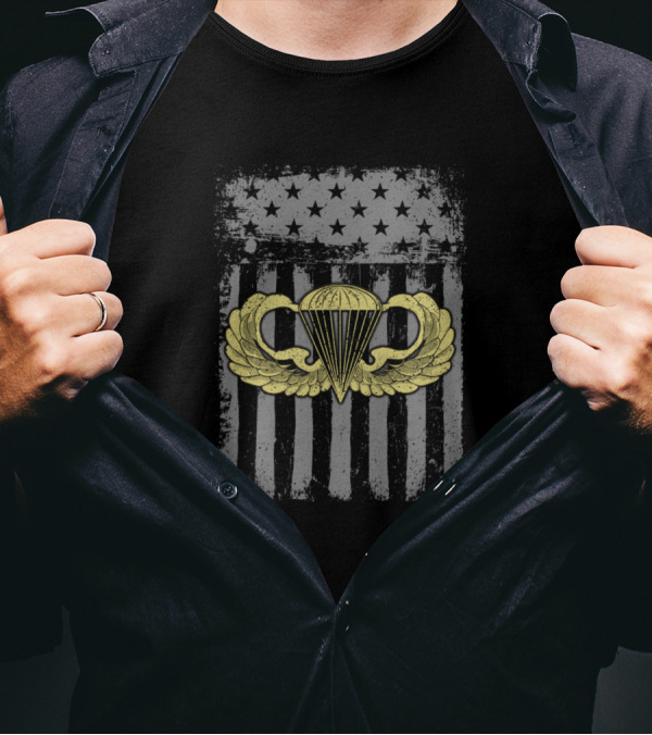 Army Parachute Wings Badge US Flag Airborne Veteran T-Shirt