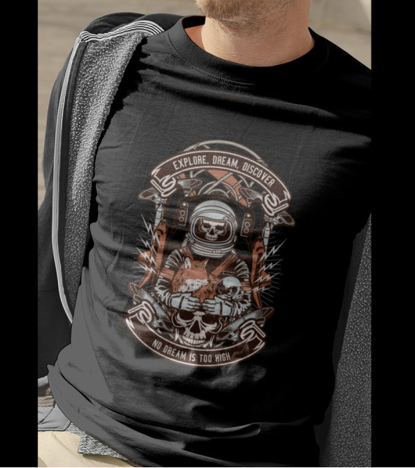 Explore Dream Discover Astronaut Skull With Fox No Dream Is Too High T-Shirt