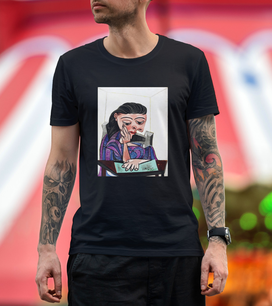 High Resolution Cubist Style Woman Reading by Pablo Picasso T-Shirt