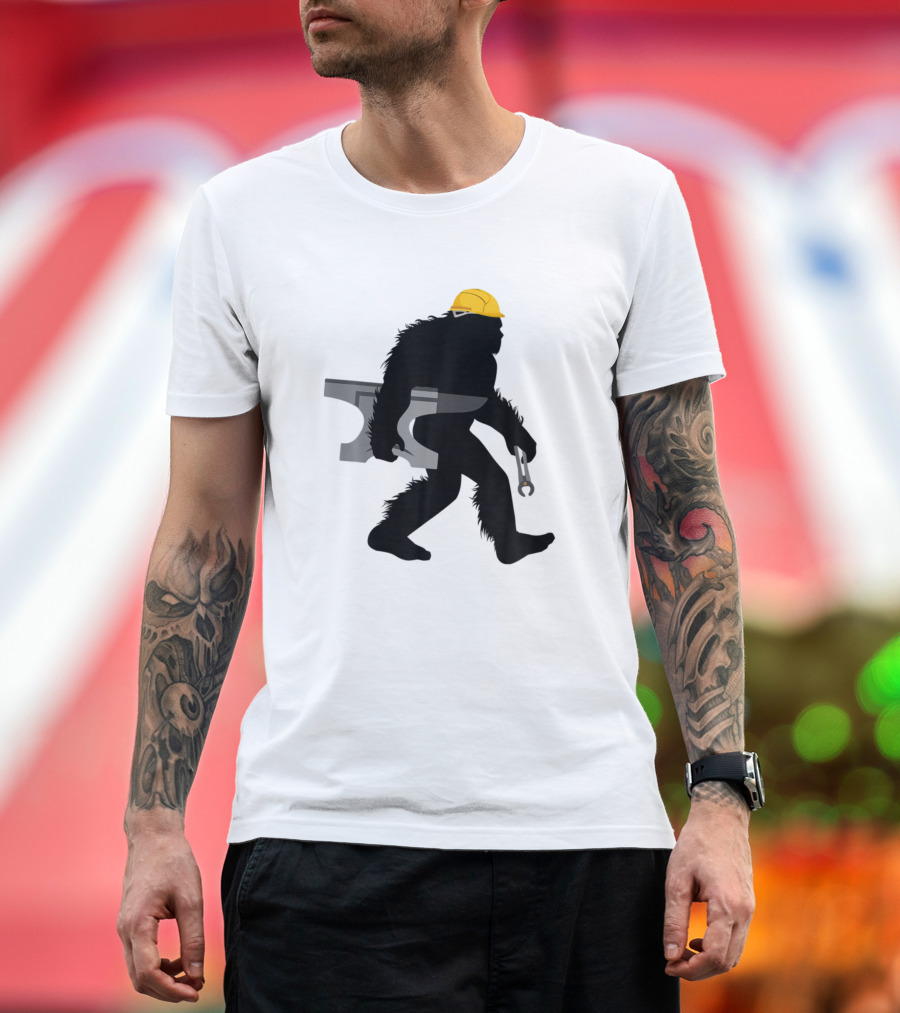 Bigfoot Blacksmithing Metalsmith Sasquatch with Anvil and Wrench T-Shirt