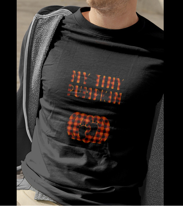 Growing My Tiny Pumpkin Thanksgiving Pregnancy Announcement T-Shirt