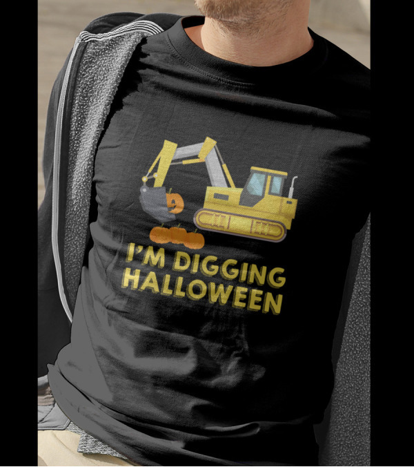 I'm Digging Halloween Tractor Pumpkins T-Shirt
