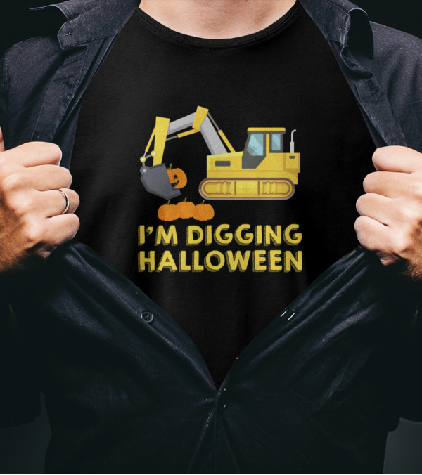 I'm Digging Halloween Tractor Pumpkins T-Shirt