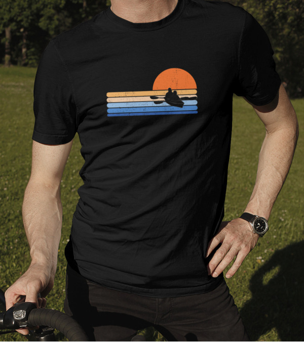 Retro Kayaking Gets Me Wet Kayaker Paddling Silhouette Sunset T-Shirt