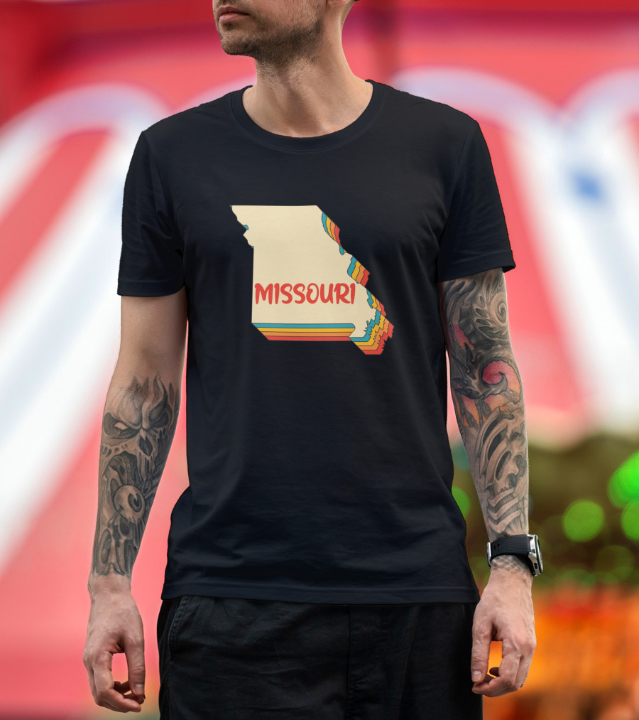 Missouri Map Outline Vintage Retro Mo Home State Multicolor Layers T-Shirt