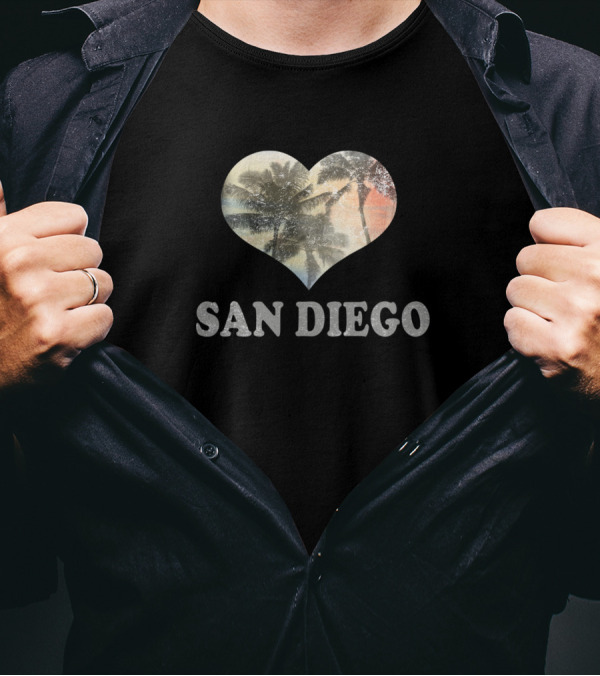 San Diego Vacation Souvenir Heart Beach Palm Tree T-Shirt