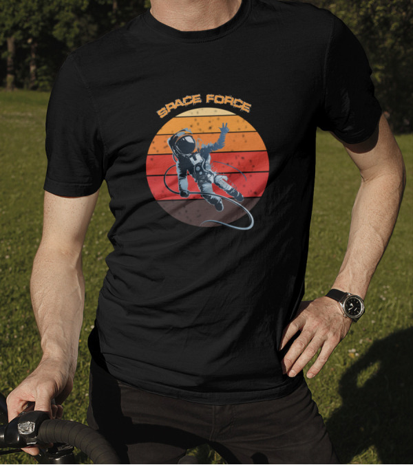 Space Force Astronaut Retro Sunset Peace Sign T-Shirt