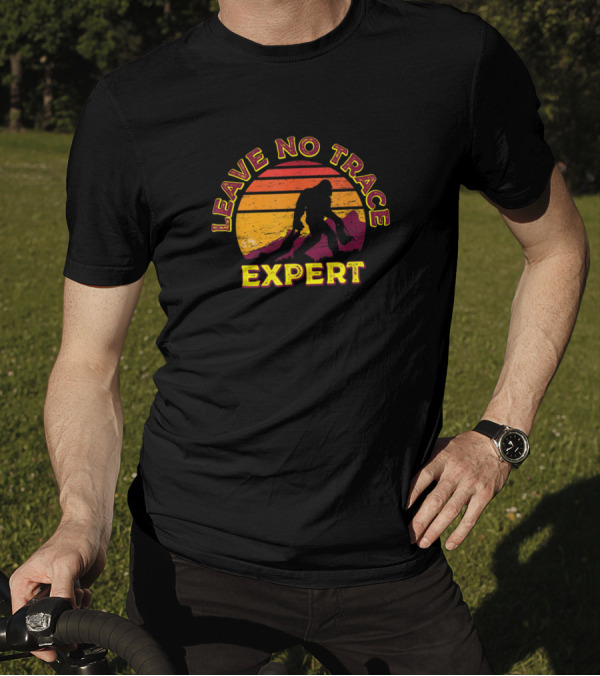 Leave No Trace Expert Bigfoot Sasquatch Silhouette Sunset T-Shirt
