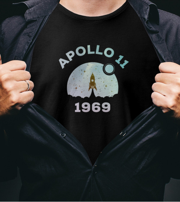 Apollo 11 1969 Rocket Space Moon Stars T-Shirt
