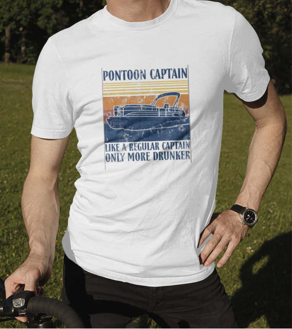 Pontoon Captain Like A Regular Captain Only More Drunker Vintage Sunset Boat T-Shirt