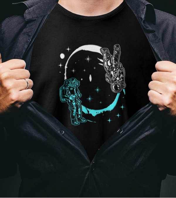 Astronaut Diver Space Universe Planets Deep Dive T-Shirt