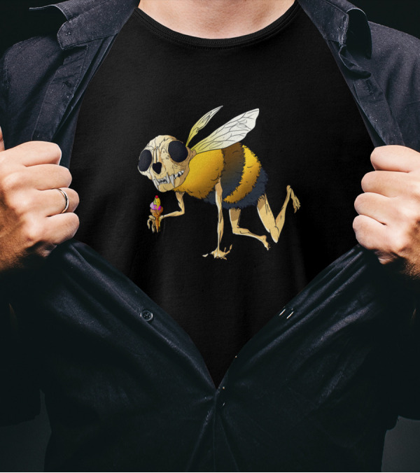 Dead Cat Bee With Ice Cream Insane Skull Honeycomb Wings T-Shirt