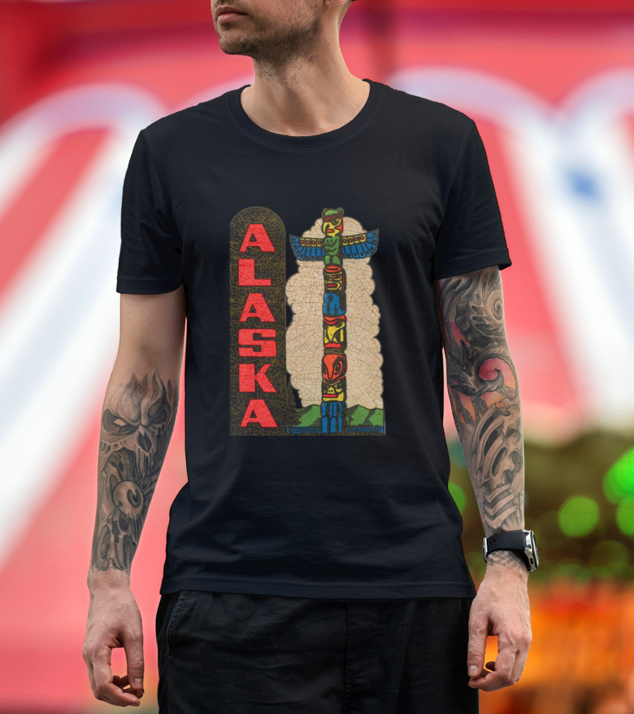 Alaska Totem Pole Vertical Text with Traditional Native American Totem T-Shirt