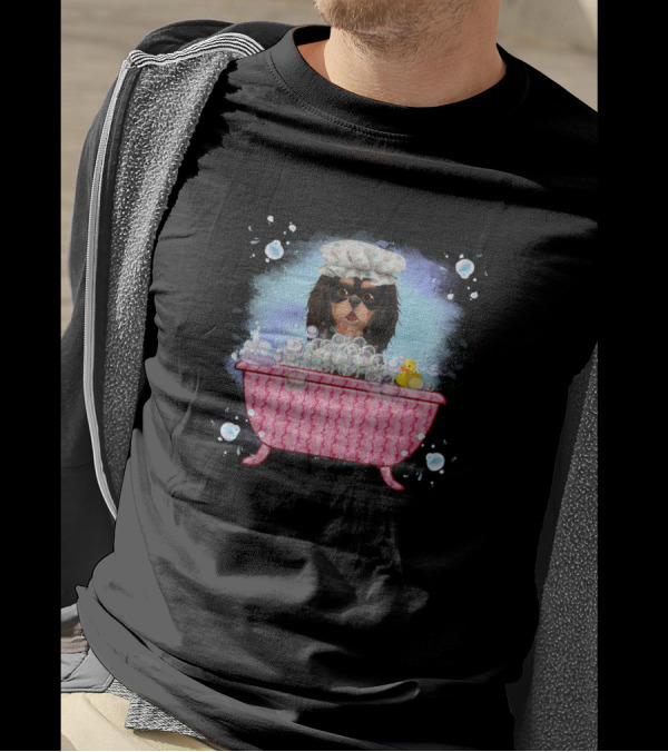 Black And Tan Cavalier King Charles Spaniel In Bathtub With Bubbles And Rubber Duck T-Shirt