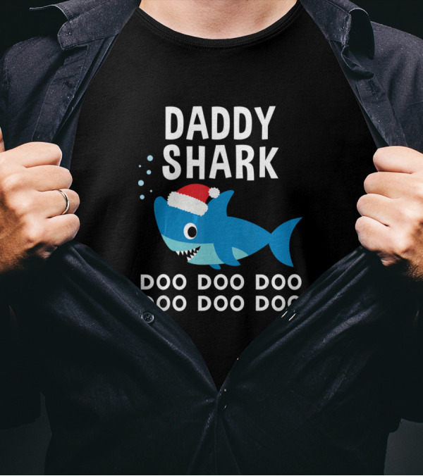 Daddy Shark Doo Doo Doo Doo Doo Doo Christmas Santa Hat T-Shirt