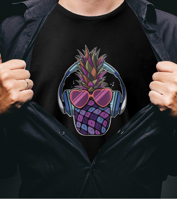Cool Pineapple Vibes Headphones Heart Glasses T-Shirt