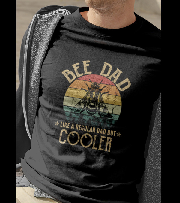 Bee Dad Like A Regular Dad But Cooler Retro Sunset Bee T-Shirt