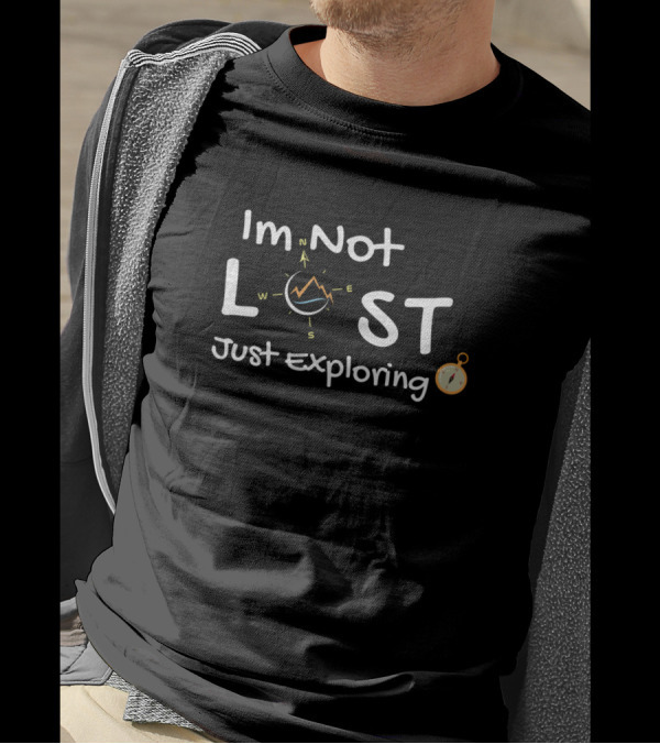 Im Not Lost Just Exploring Compass Motif T-Shirt