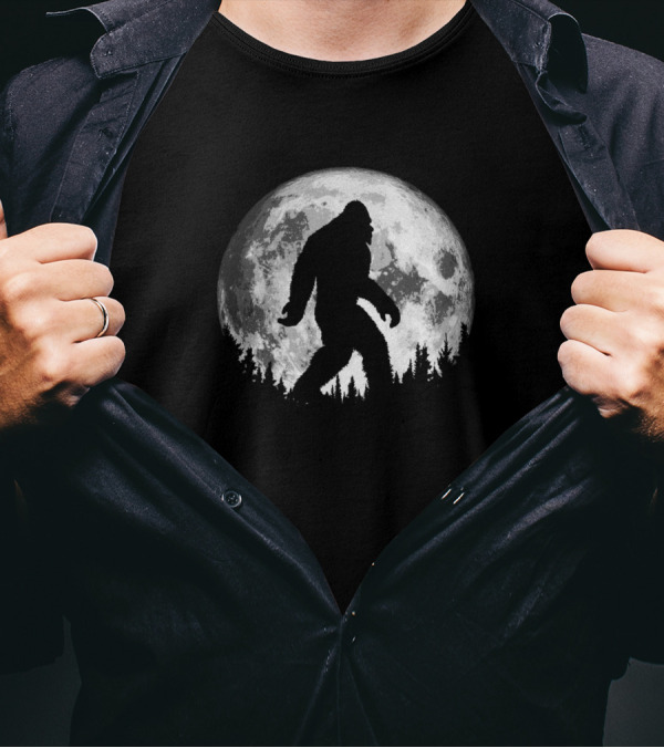 Bigfoot Night Stroll Cool Full Moon And Trees Sasquatch T-Shirt