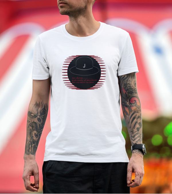 Premium T-Shirt: J Nos Dieron y Desnudos al Anochecer Nos Encontró La Luna T-Shirt J Nos Dieron y Desnudos al Anochecer Nos Encontró La Luna T-Shirt