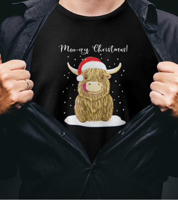 Moo-rry Christmas Scottish Highland Cow With Santa Hat T-Shirt