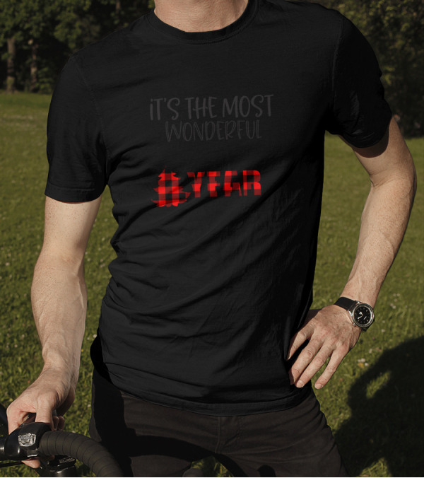 Its The Most Wonderful Wine Of The Year Christmas Plaid Tree T-Shirt