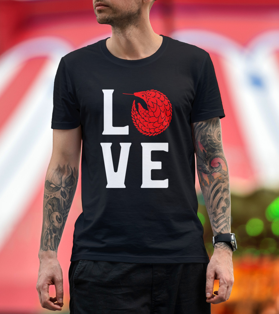 Pangolin Lover Love Anti Pangolin Poaching Awareness T-Shirt