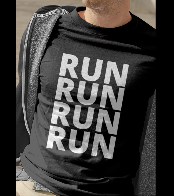 RUN RUN RUN RUN Pattern Text T-Shirt