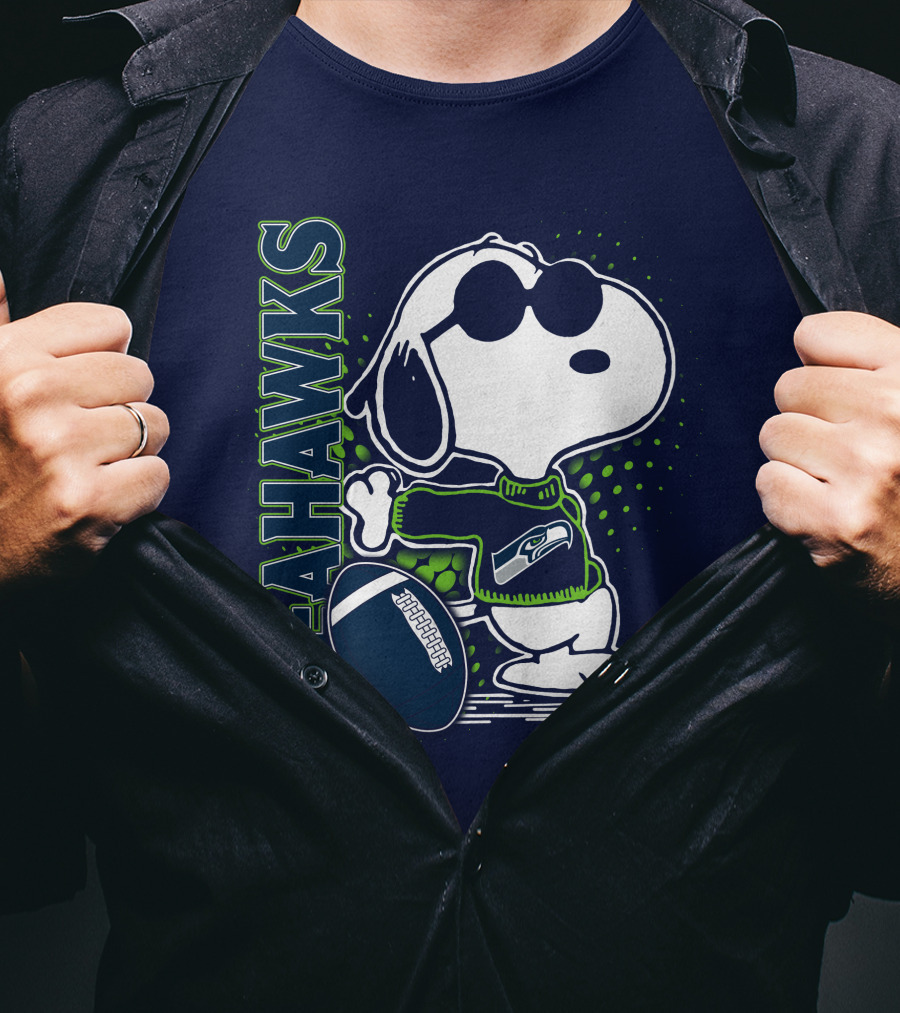 Seattle Seahawks Snoopy Football T-Shirt