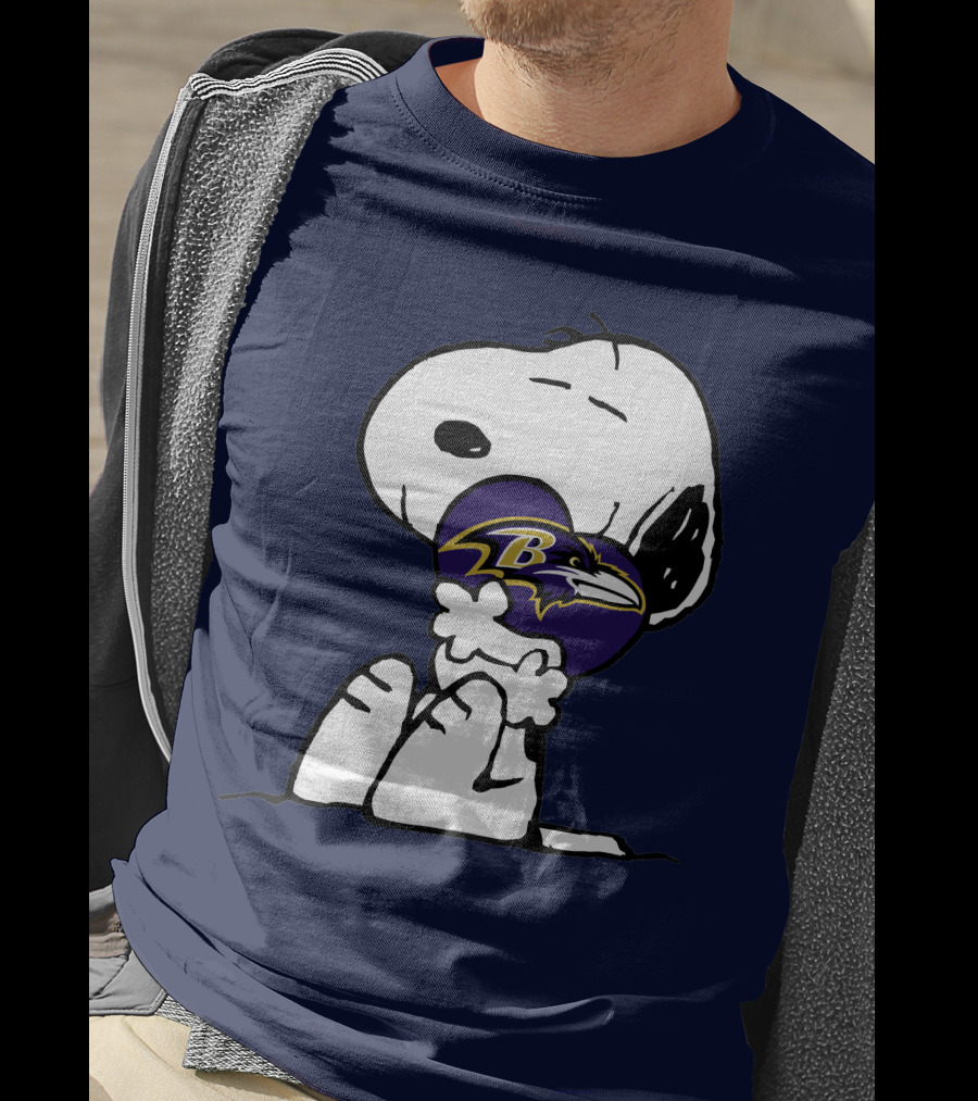 Baltimore Ravens Snoopy Hugging T-Shirt