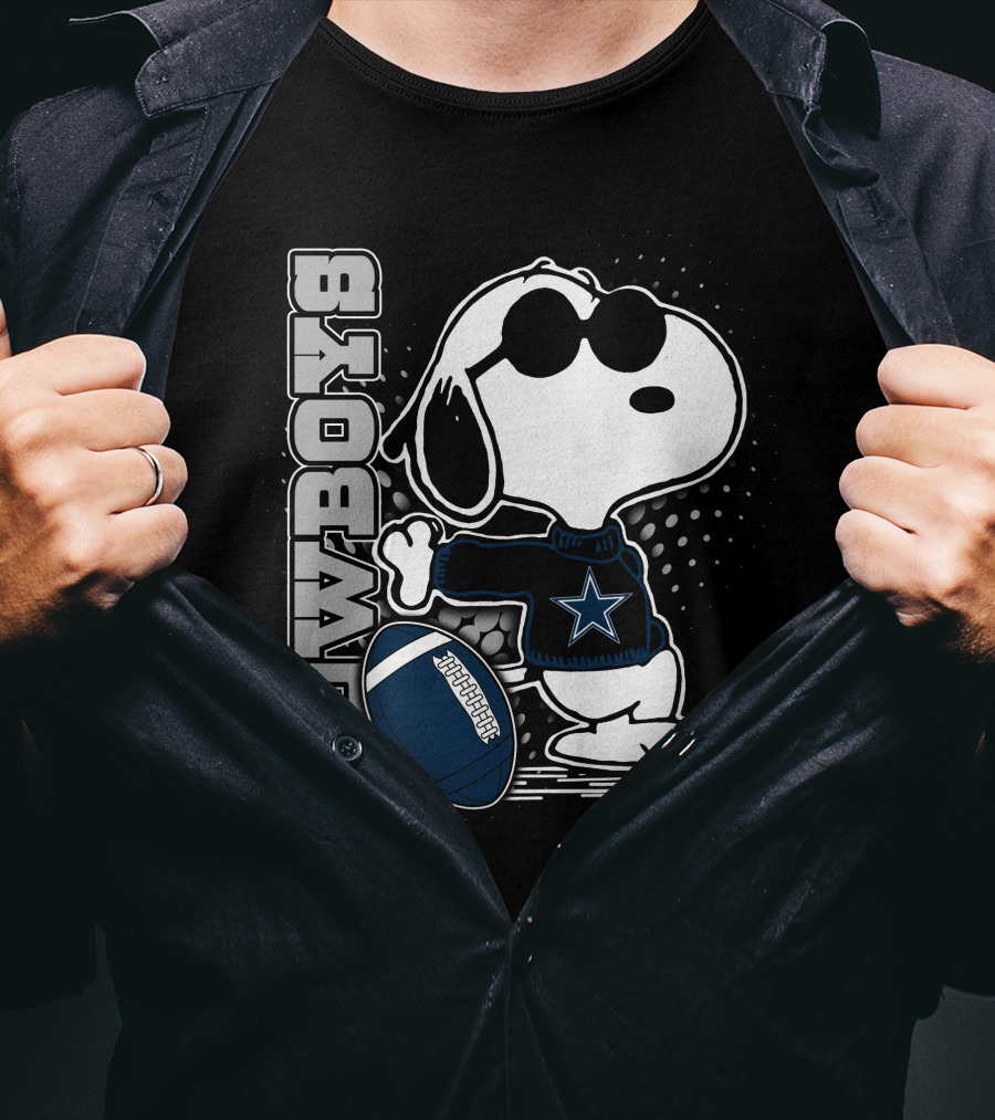 Cowboys Dallas Snoopy Football T-Shirt