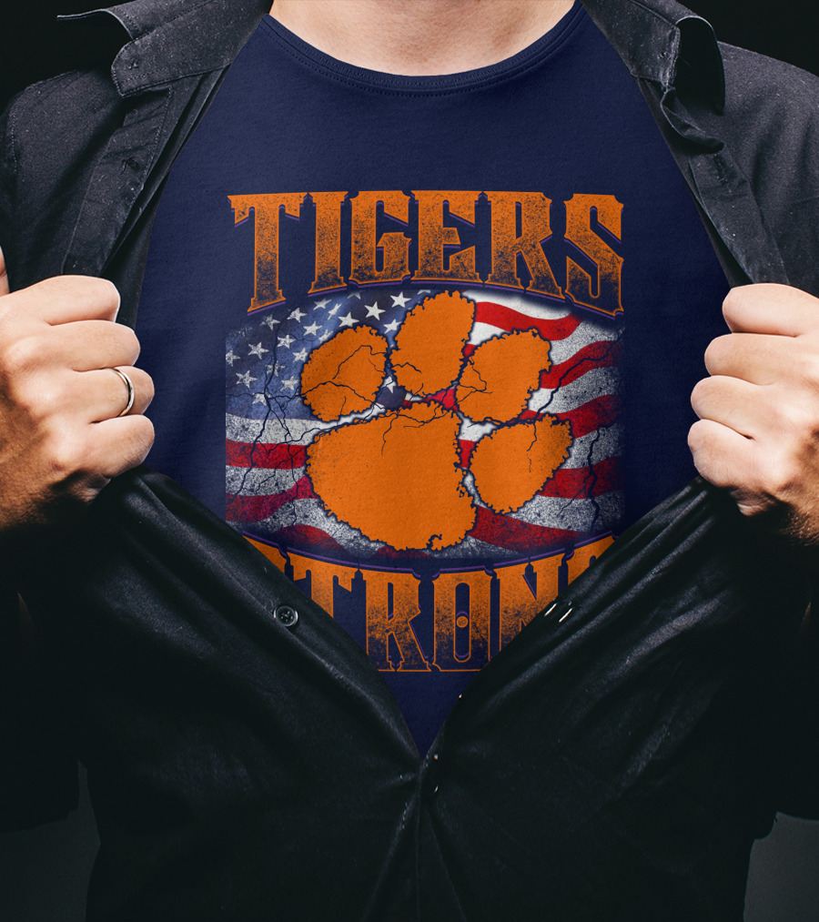 Clemson Tigers Strong American Flag Pawprint T-Shirt